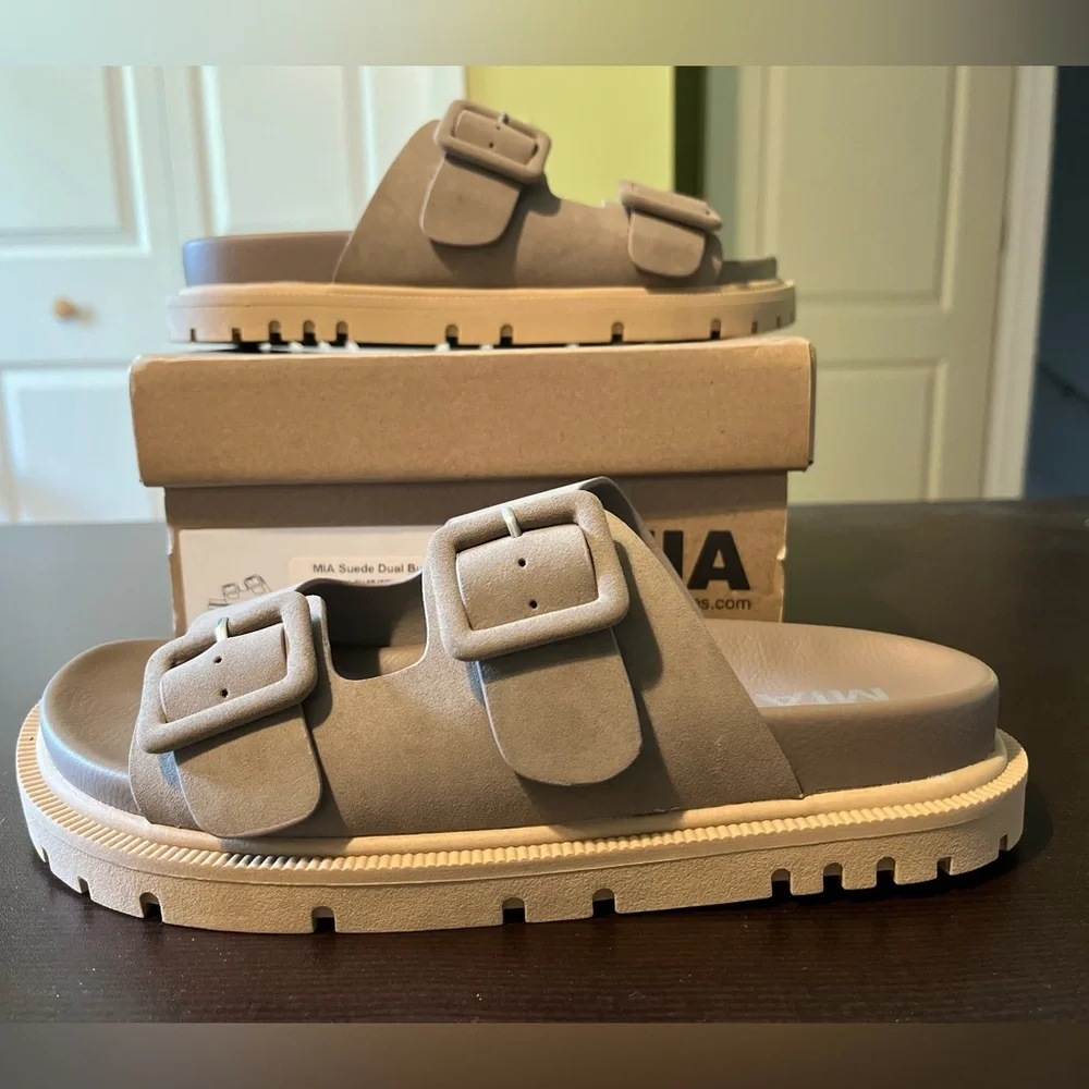 MIA, New in box , suede dual buckle sandals, taupe, size 8 - Picture 1 of 9